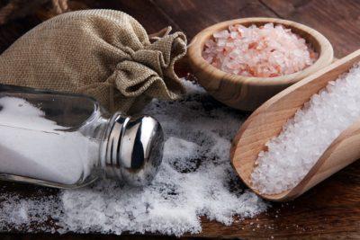Himalayan Sea Salt vs Table Salt: Worth The Switch?